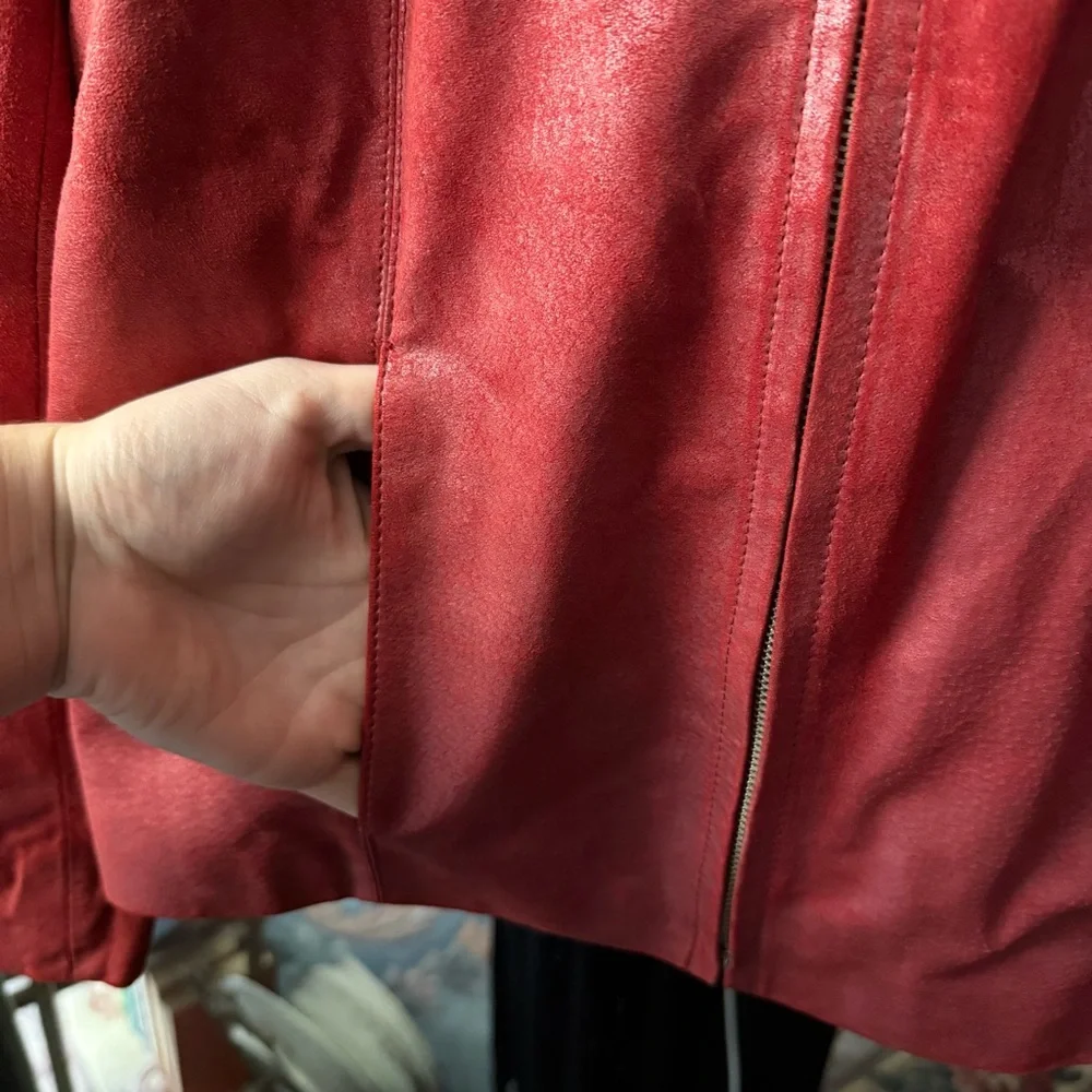 Adler Collection Women’s Red Genuine Leather Zipper Jacket Classic Stylish - Picture 12 of 12